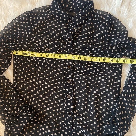 Iris Los Angeles Women’s Sheer Black Cream button up Blouse Size S - Picture 6 of 7